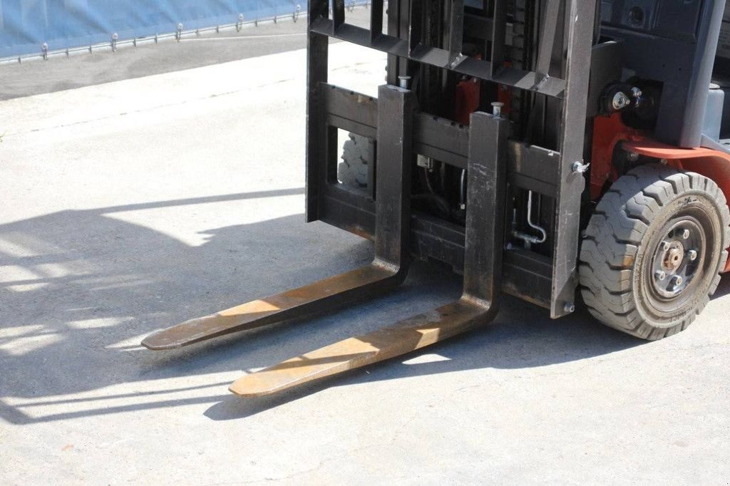 Frontstapler of the type Toyota Traigo 15, Gebrauchtmaschine in Antwerpen (Picture 10)