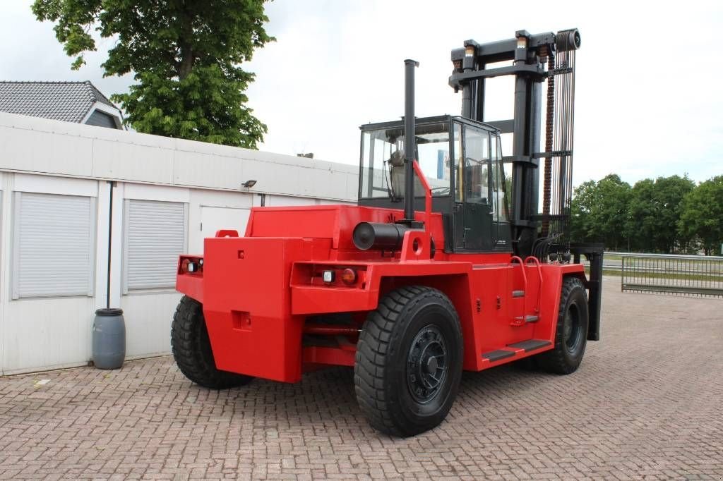 Frontstapler типа Valmet TD 18-120, Gebrauchtmaschine в Rucphen (Фотография 3)