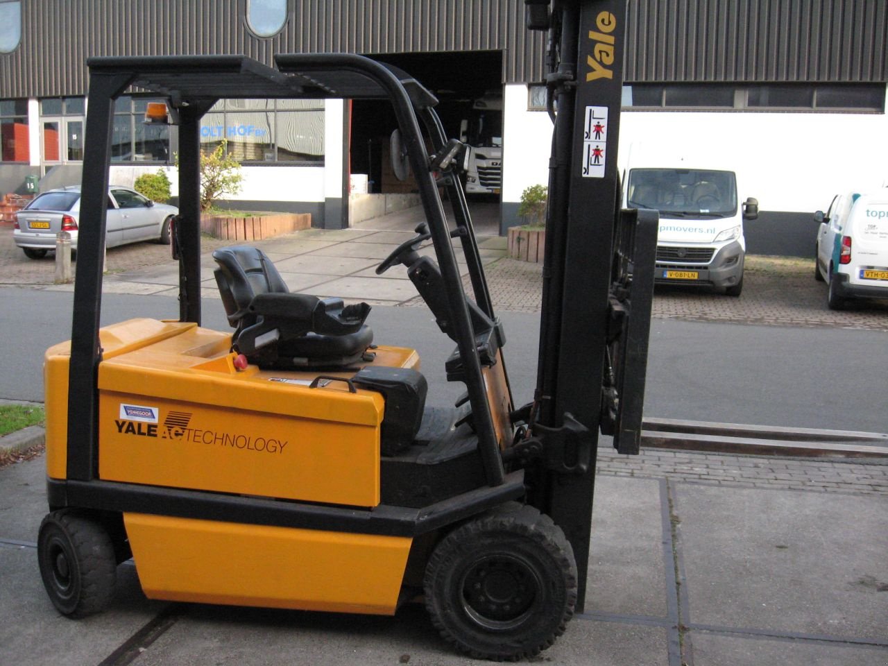 Frontstapler typu Yale -, Gebrauchtmaschine v Oldenzaal (Obrázek 3)