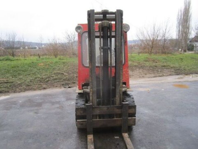 Frontstapler des Typs Yale 2,5 Ton. Duplexmast, Gebrauchtmaschine in Gnas (Bild 3)