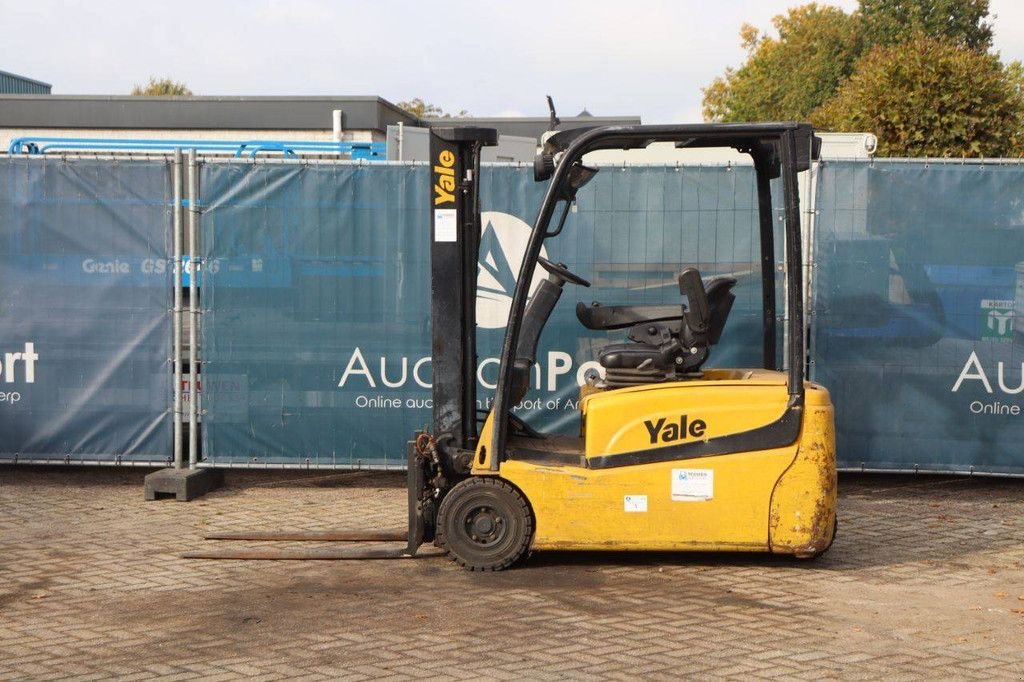 Frontstapler типа Yale ERP16VT, Gebrauchtmaschine в Antwerpen (Фотография 2)