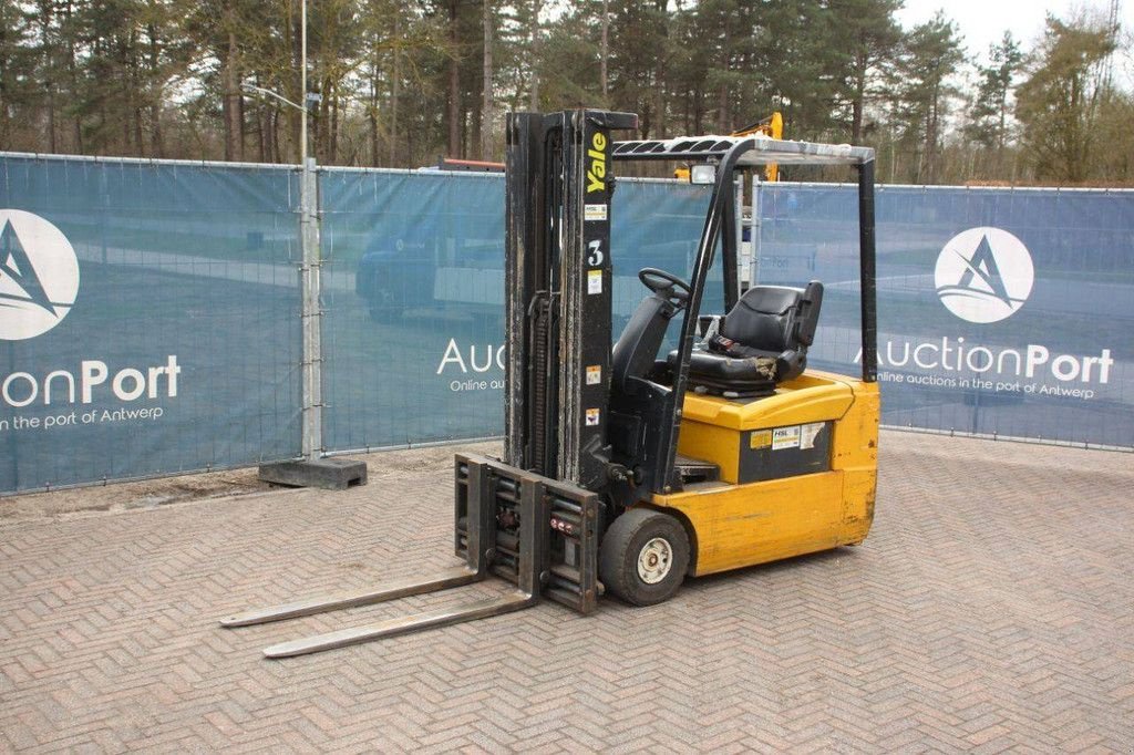 Frontstapler типа Yale ERP18ATF E2130, Gebrauchtmaschine в Antwerpen (Фотография 9)
