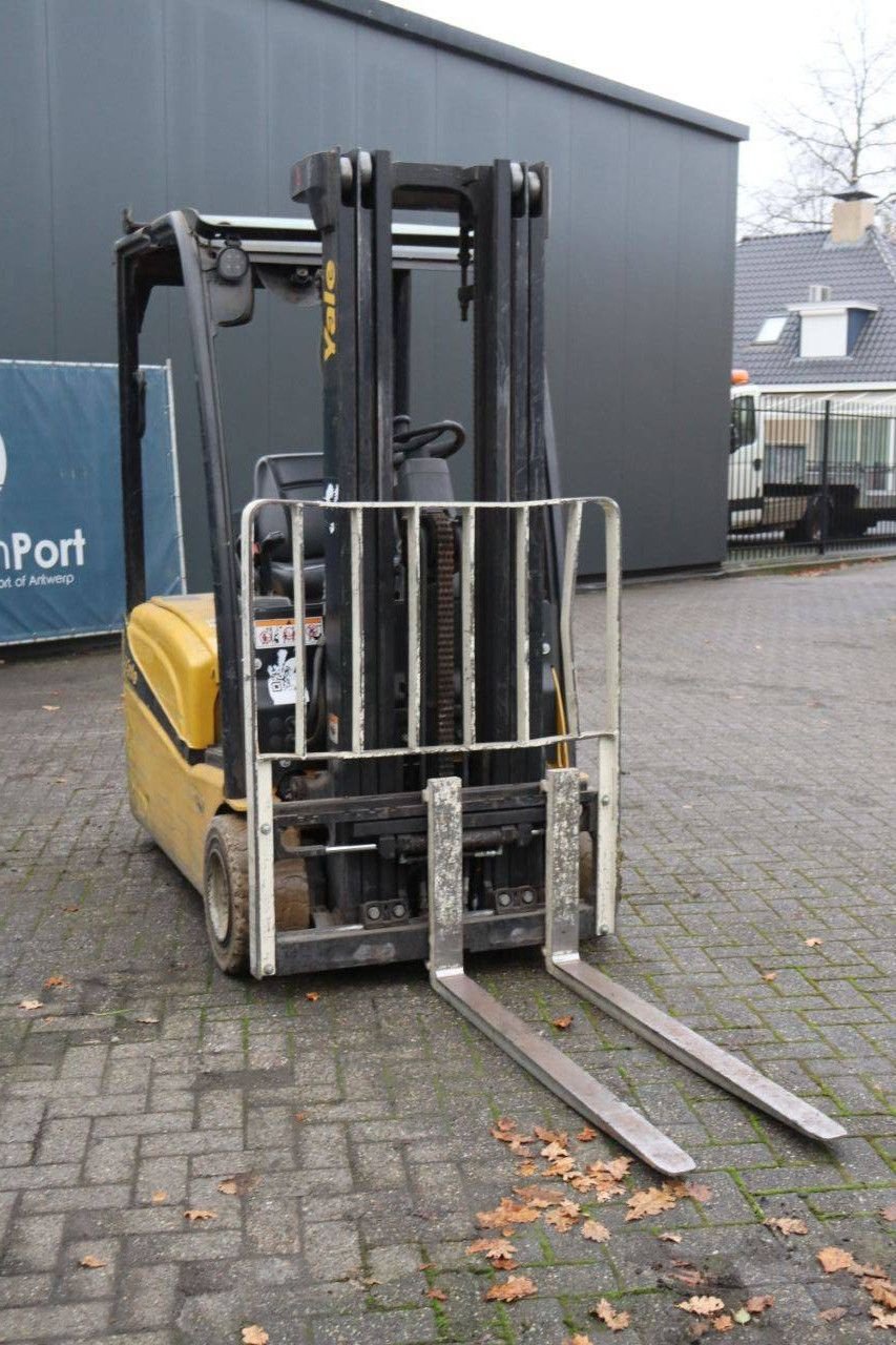 Frontstapler tipa Yale ERP18VT LWB E2136, Gebrauchtmaschine u Antwerpen (Slika 8)