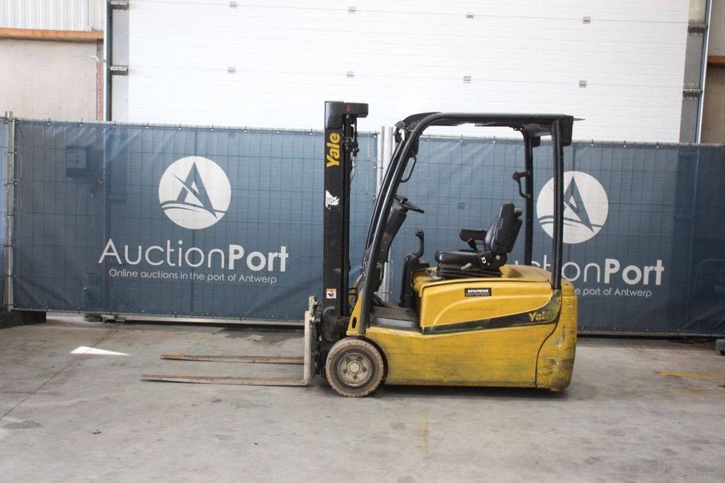 Frontstapler типа Yale ERP18VT, Gebrauchtmaschine в Antwerpen (Фотография 2)