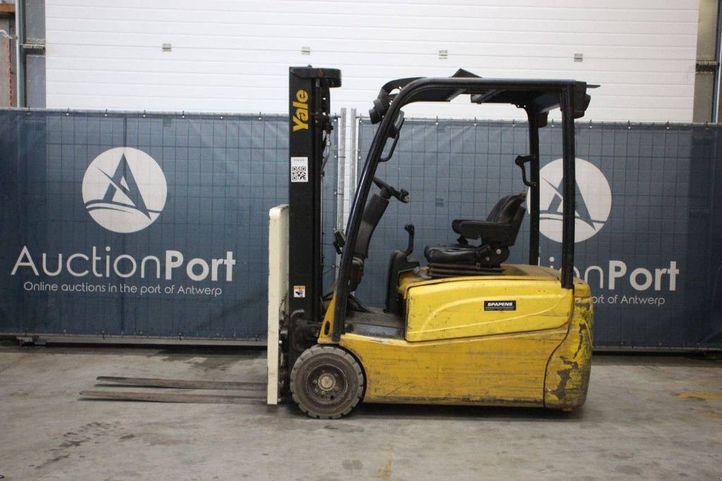 Frontstapler типа Yale ERP18VT, Gebrauchtmaschine в Antwerpen (Фотография 2)
