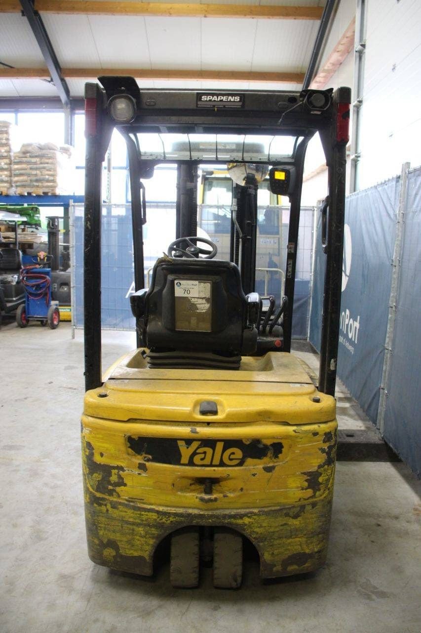 Frontstapler типа Yale ERP18VT, Gebrauchtmaschine в Antwerpen (Фотография 4)