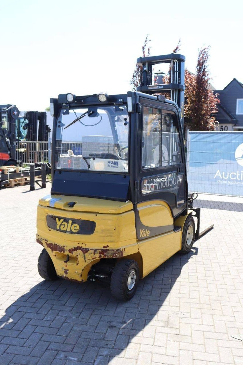 Frontstapler tip Yale ERP35VL, Gebrauchtmaschine in Antwerpen (Poză 8)