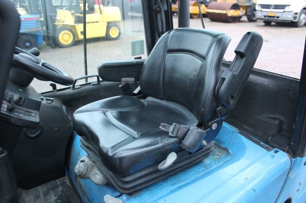 Frontstapler des Typs Yale GDP 30 VX, Gebrauchtmaschine in Rucphen (Bild 9)