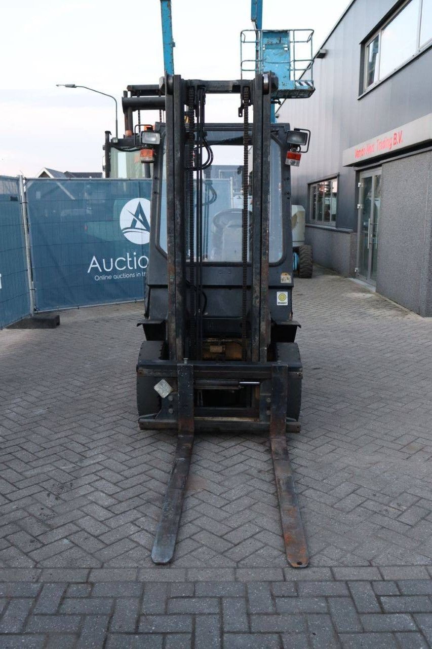 Frontstapler типа Yale GDP25TF, Gebrauchtmaschine в Antwerpen (Фотография 9)