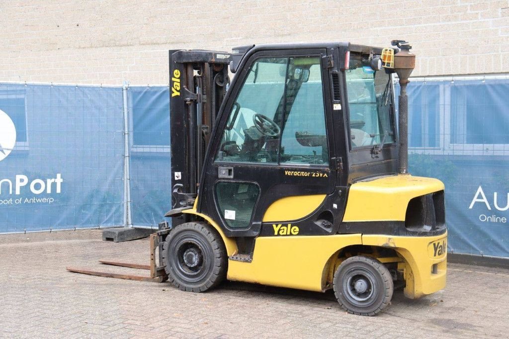 Frontstapler van het type Yale GDP25VX E2170, Gebrauchtmaschine in Antwerpen (Foto 3)
