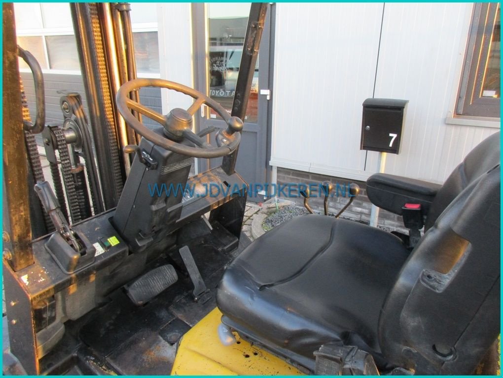 Frontstapler des Typs Yale GDP30TF, Gebrauchtmaschine in IJsselmuiden (Bild 5)