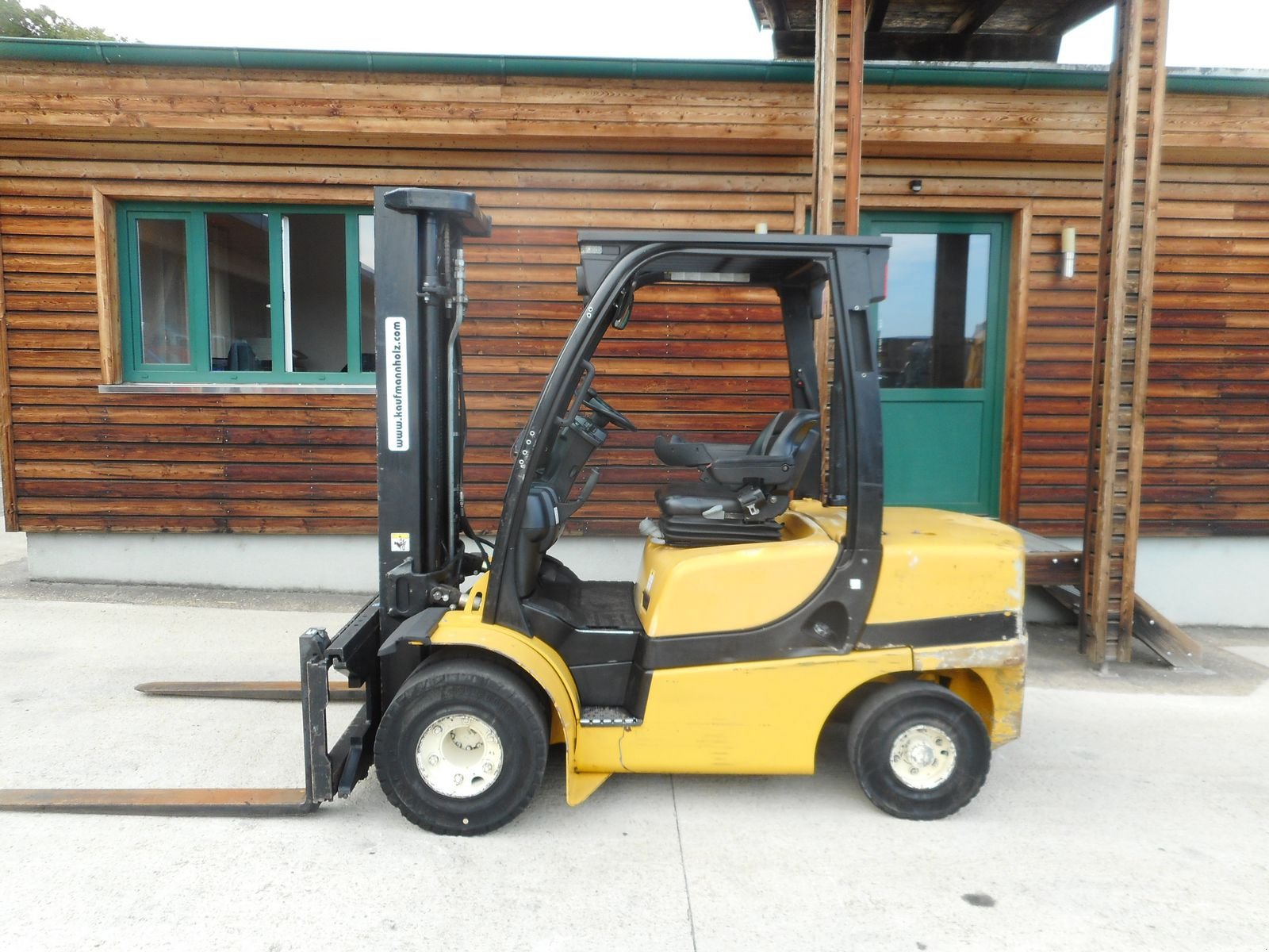 Frontstapler del tipo Yale GDP35VX Triplex 4,9m + SS + Zwillingsreifen, Gebrauchtmaschine In St. Nikolai ob Draßling (Immagine 1)