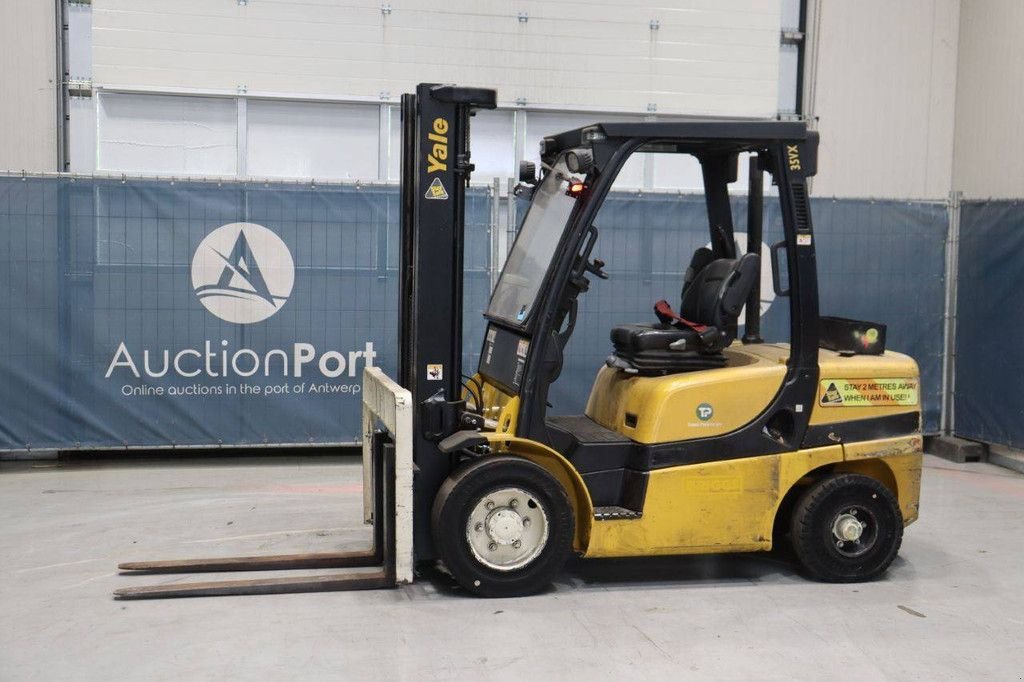 Frontstapler typu Yale GDP35VX, Gebrauchtmaschine v Antwerpen (Obrázek 1)