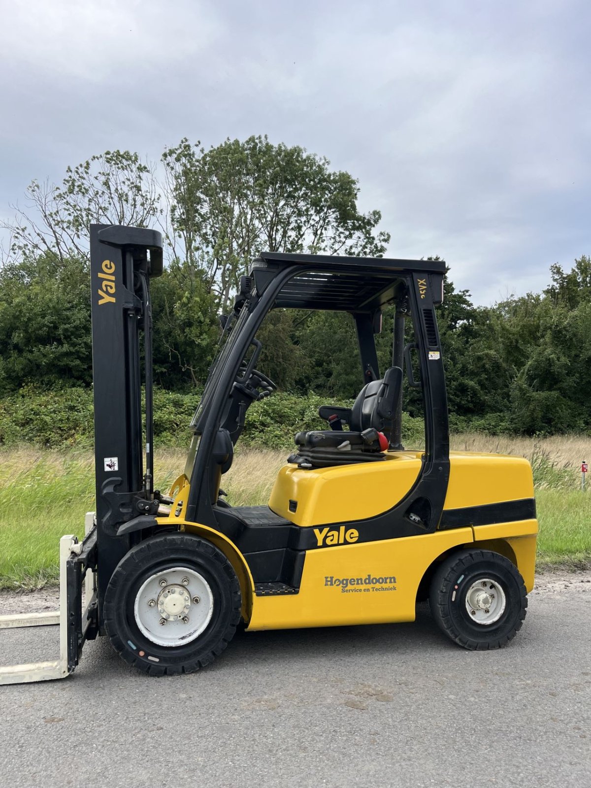 Frontstapler del tipo Yale GDP35VX, Gebrauchtmaschine In Lelystad (Immagine 1)