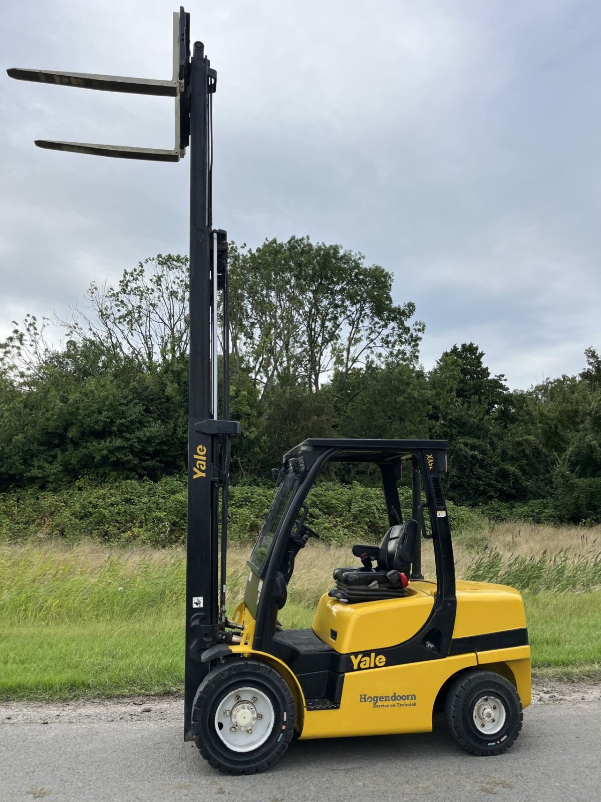Frontstapler del tipo Yale GDP35VX, Gebrauchtmaschine In Lelystad (Immagine 2)