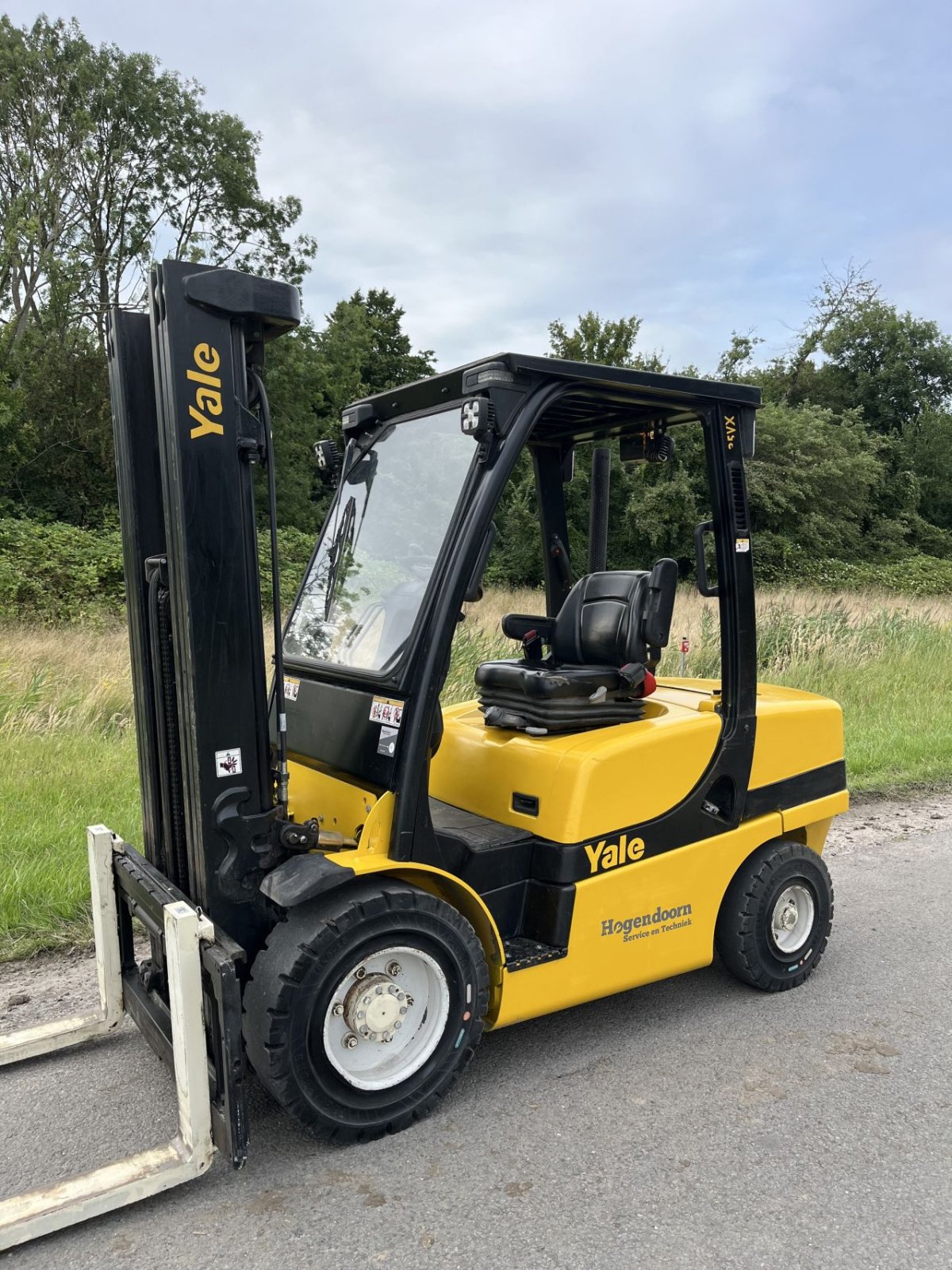 Frontstapler del tipo Yale GDP35VX, Gebrauchtmaschine In Lelystad (Immagine 5)