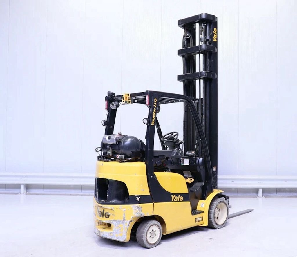 Frontstapler typu Yale GLC-25-VX-E-3635, Gebrauchtmaschine w Hardinxveld-Giessendam (Zdjęcie 2)