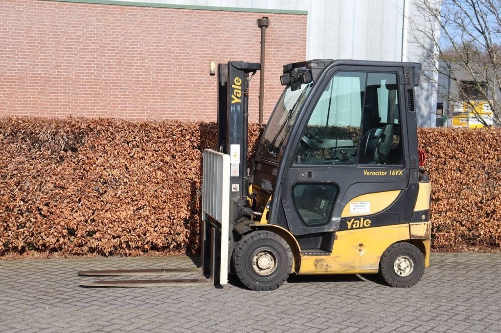 Frontstapler del tipo Yale GLP16VX, Gebrauchtmaschine In Antwerpen (Immagine 1)