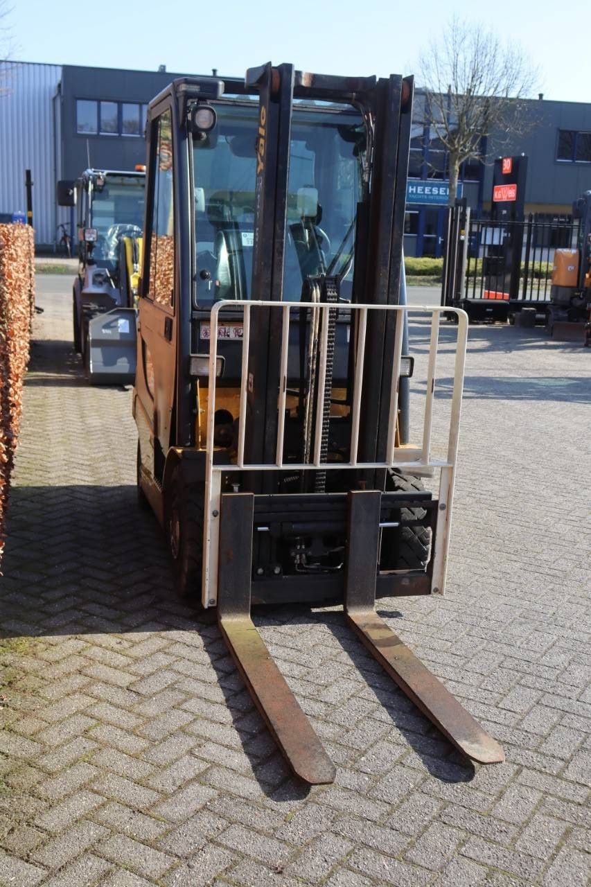 Frontstapler du type Yale GLP16VX, Gebrauchtmaschine en Antwerpen (Photo 8)