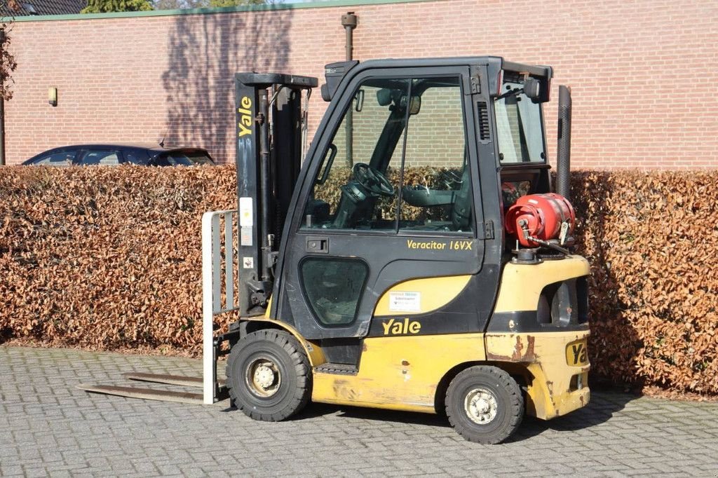 Frontstapler du type Yale GLP16VX, Gebrauchtmaschine en Antwerpen (Photo 3)