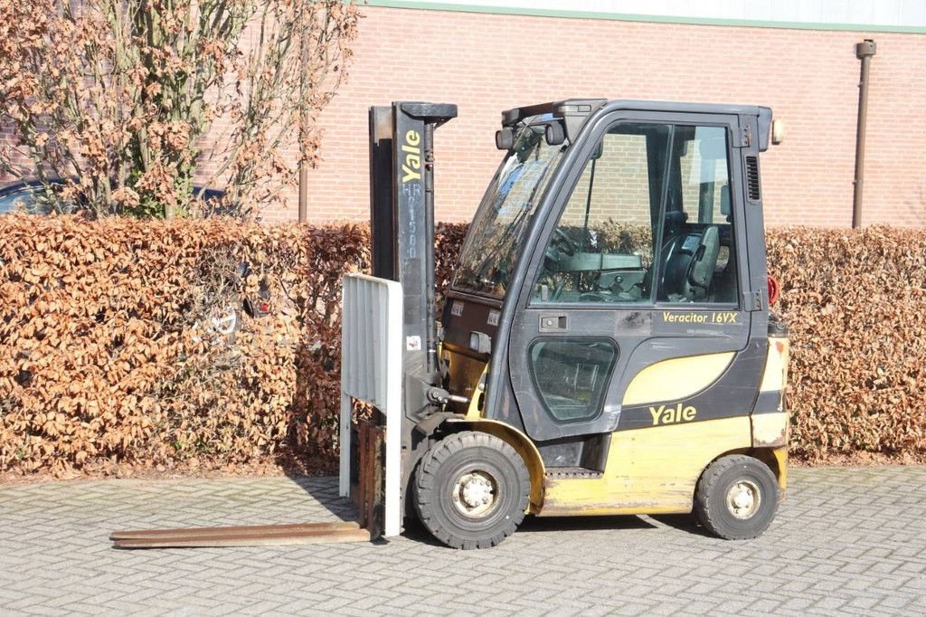 Frontstapler του τύπου Yale GLP16VX, Gebrauchtmaschine σε Antwerpen (Φωτογραφία 1)