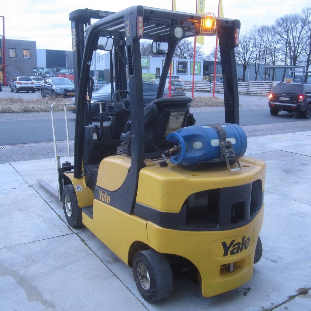 Frontstapler del tipo Yale GLP20LX, Gebrauchtmaschine In Antwerpen (Immagine 3)