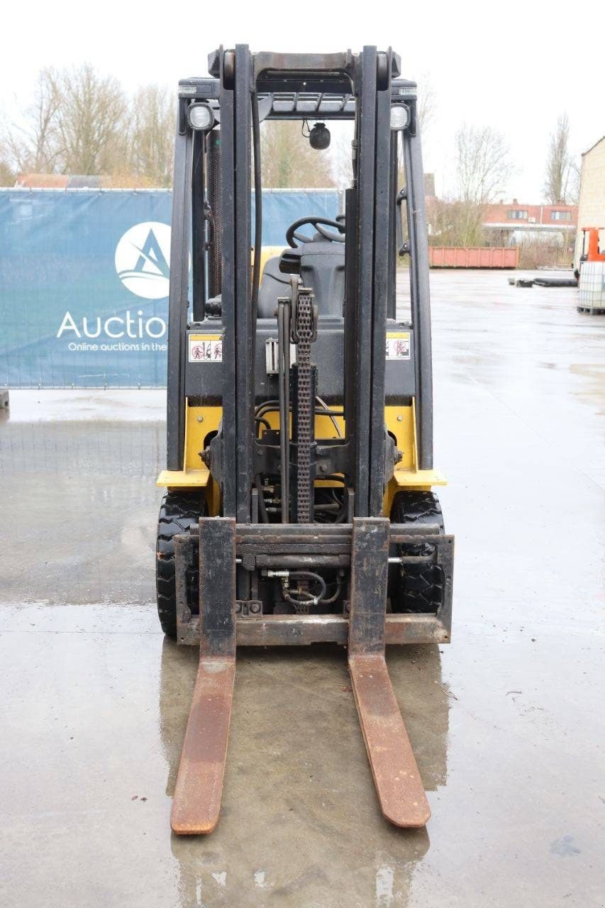Frontstapler typu Yale GLP20SVX V2425, Gebrauchtmaschine w Antwerpen (Zdjęcie 9)