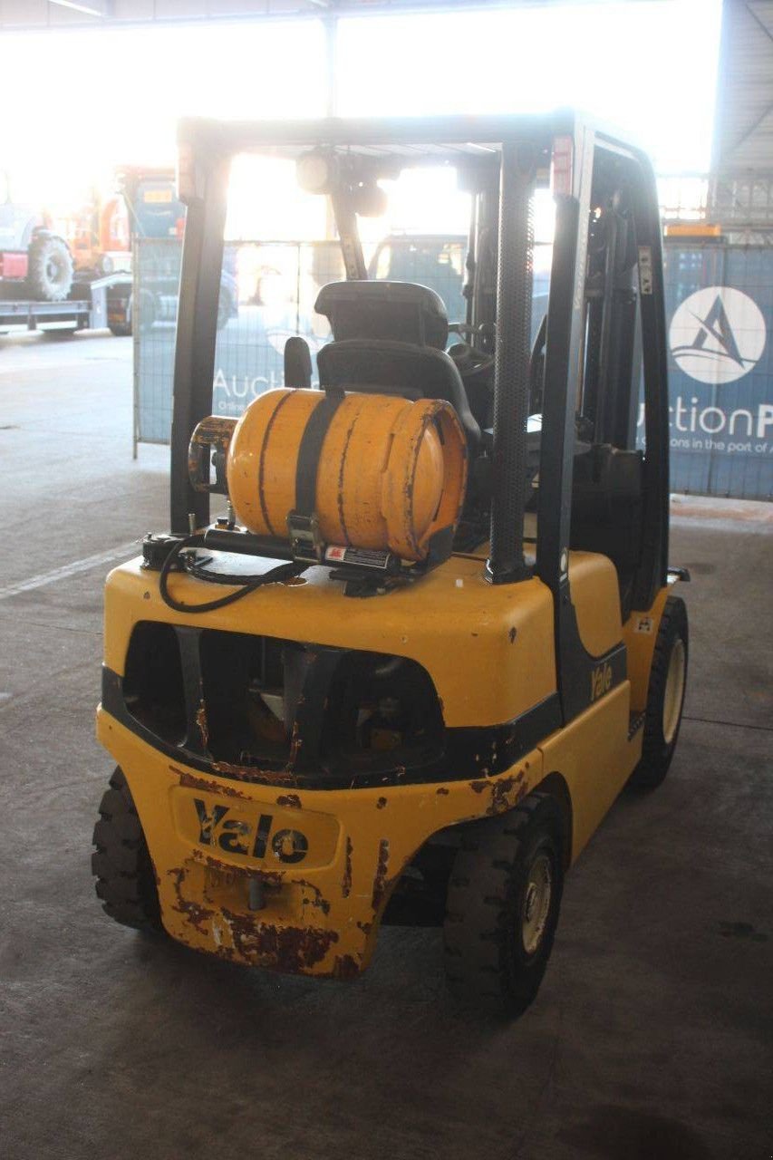 Frontstapler Türe ait Yale GLP25VX, Gebrauchtmaschine içinde Antwerpen (resim 5)