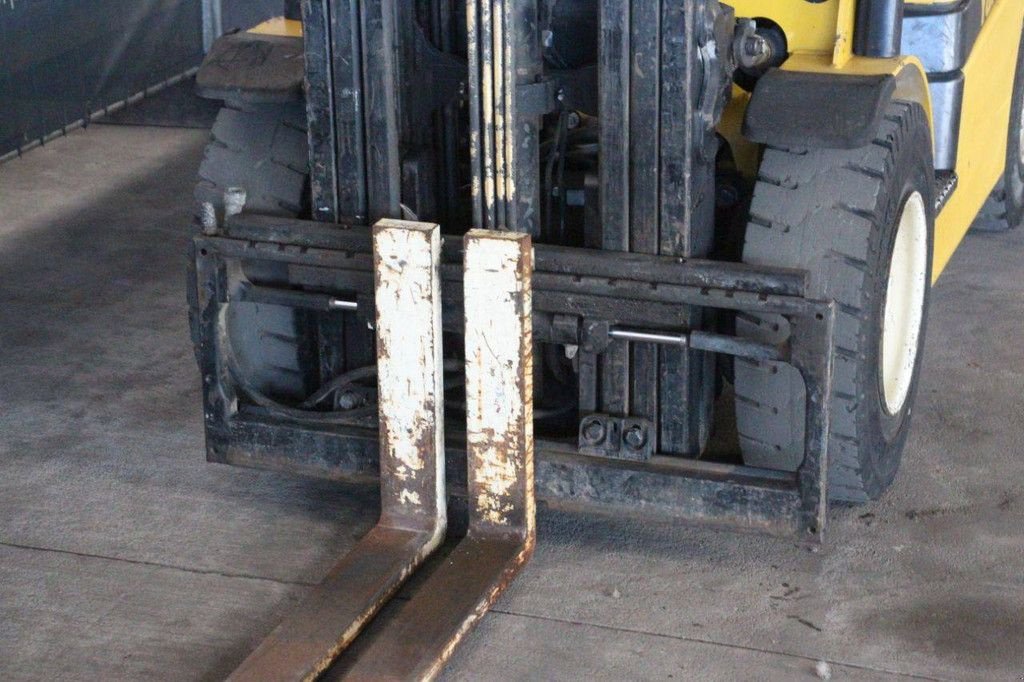 Frontstapler Türe ait Yale GLP25VX, Gebrauchtmaschine içinde Antwerpen (resim 11)