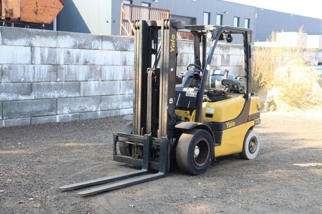 Frontstapler of the type Yale GLP25VXE2170, Gebrauchtmaschine in Antwerpen (Picture 10)