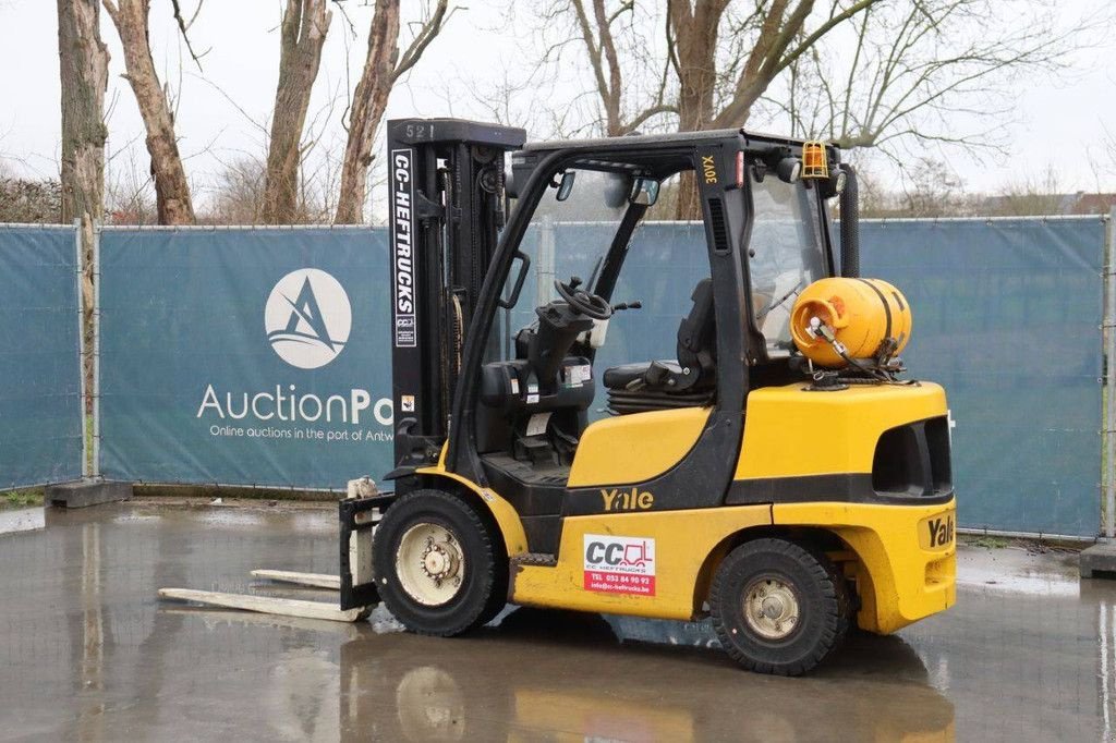 Frontstapler типа Yale GLP30VX E2345, Gebrauchtmaschine в Antwerpen (Фотография 3)