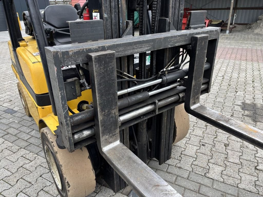 Frontstapler des Typs Yale GLP35VX Triplo mast 4.550mm, LPG, Side Shift., Gebrauchtmaschine in WYNJEWOUDE (Bild 11)
