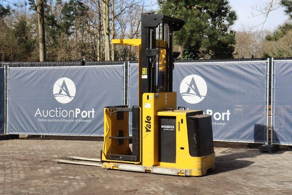 Frontstapler des Typs Yale MO10E AC, Gebrauchtmaschine in Antwerpen (Bild 3)