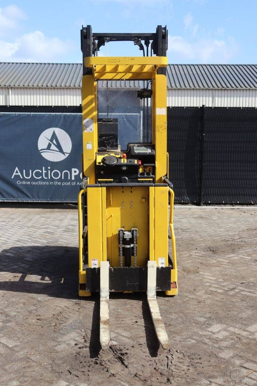Frontstapler des Typs Yale MO10E AC, Gebrauchtmaschine in Antwerpen (Bild 9)
