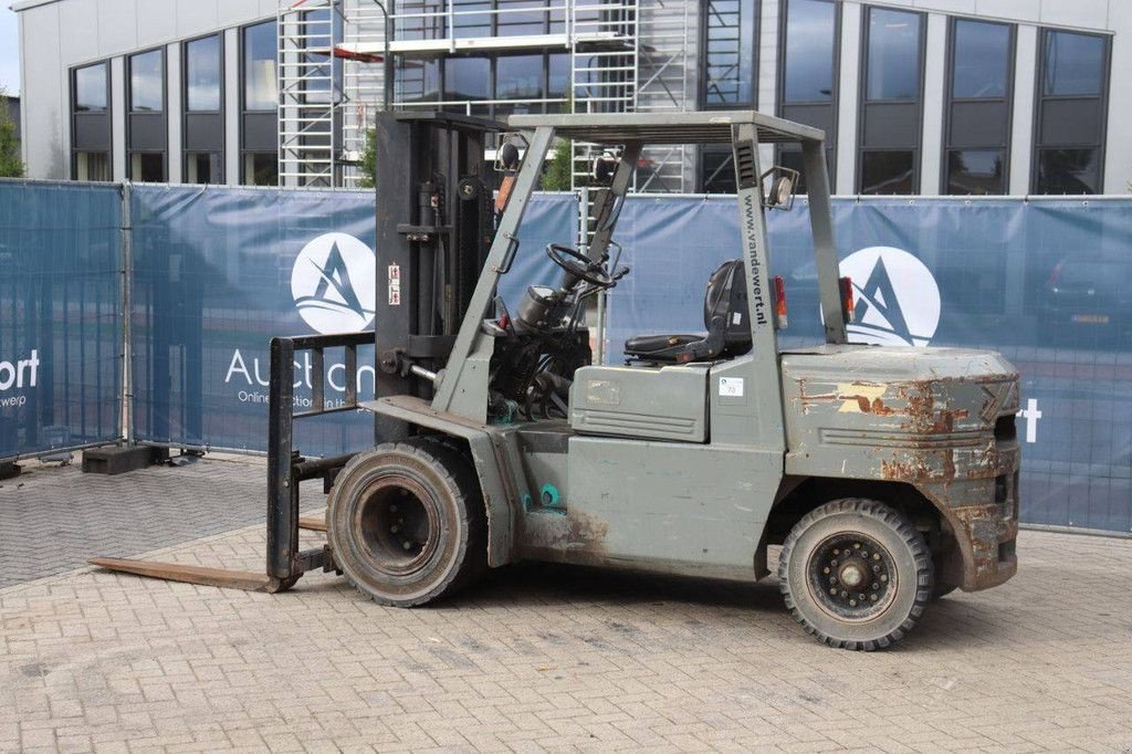 Frontstapler typu Yang FD-45IIP, Gebrauchtmaschine v Antwerpen (Obrázek 3)
