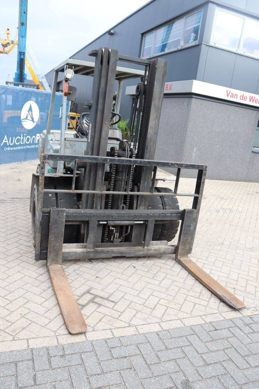 Frontstapler от тип Yang FD-45IIP, Gebrauchtmaschine в Antwerpen (Снимка 8)