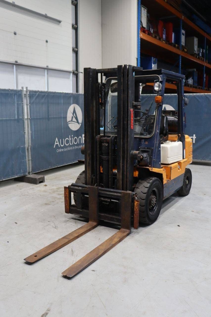 Frontstapler of the type Yang FG 25, Gebrauchtmaschine in Antwerpen (Picture 10)