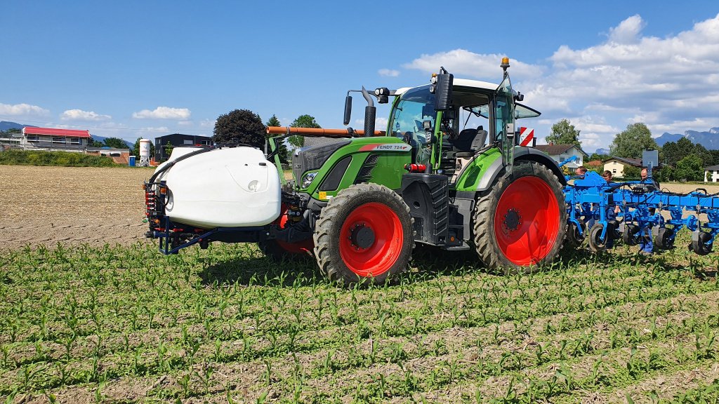 Fronttank für Anbauspritze des Typs AGRIPP Bandspritze ES, Neumaschine in Welver (Bild 1)