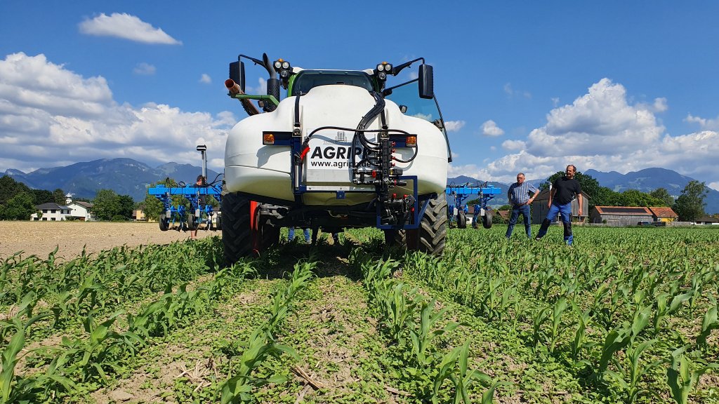Fronttank für Anbauspritze des Typs AGRIPP Bandspritze ES, Neumaschine in Welver (Bild 2)