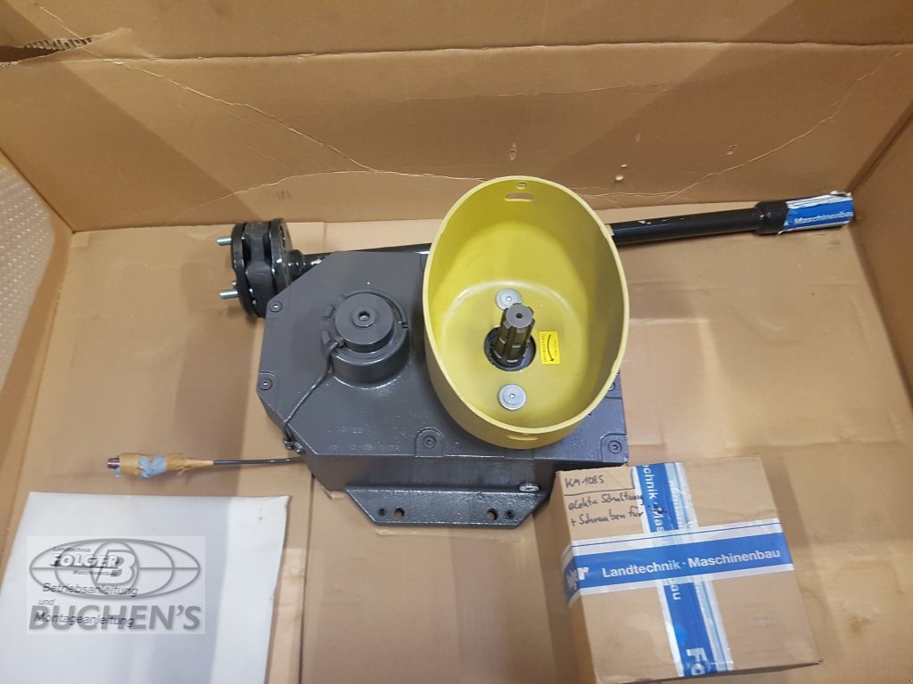 Frontzapfwelle of the type Kubota M108S, Neumaschine in Olpe (Picture 1)