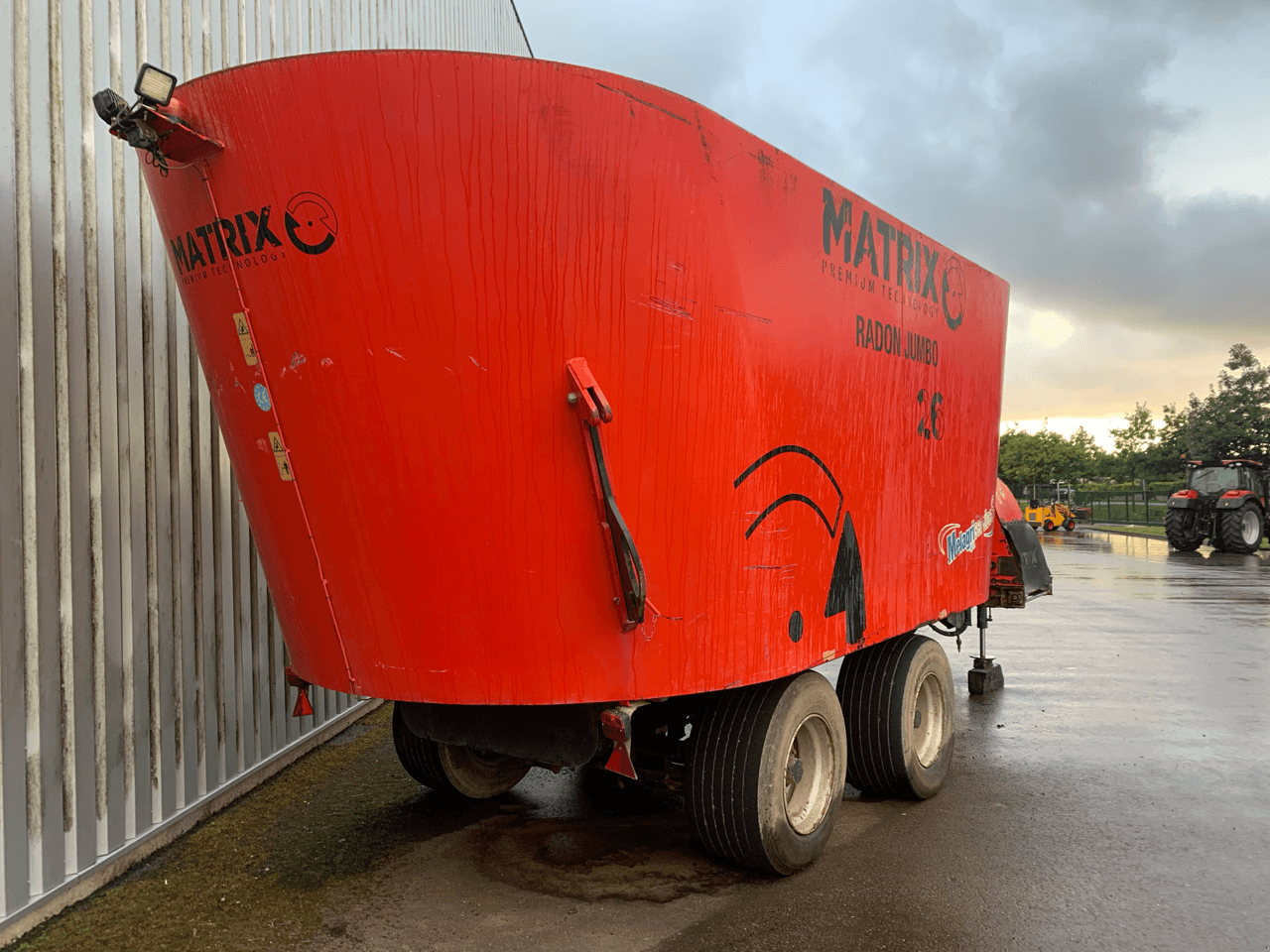 Futtermischwagen des Typs Audureau MELANGEUSE MATRIX, Gebrauchtmaschine in ISIGNY-LE-BUAT (Bild 3)