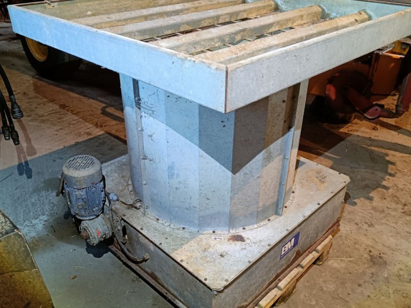 Futtermischwagen del tipo BM Horse Mineralpåslag, Gebrauchtmaschine In Egtved