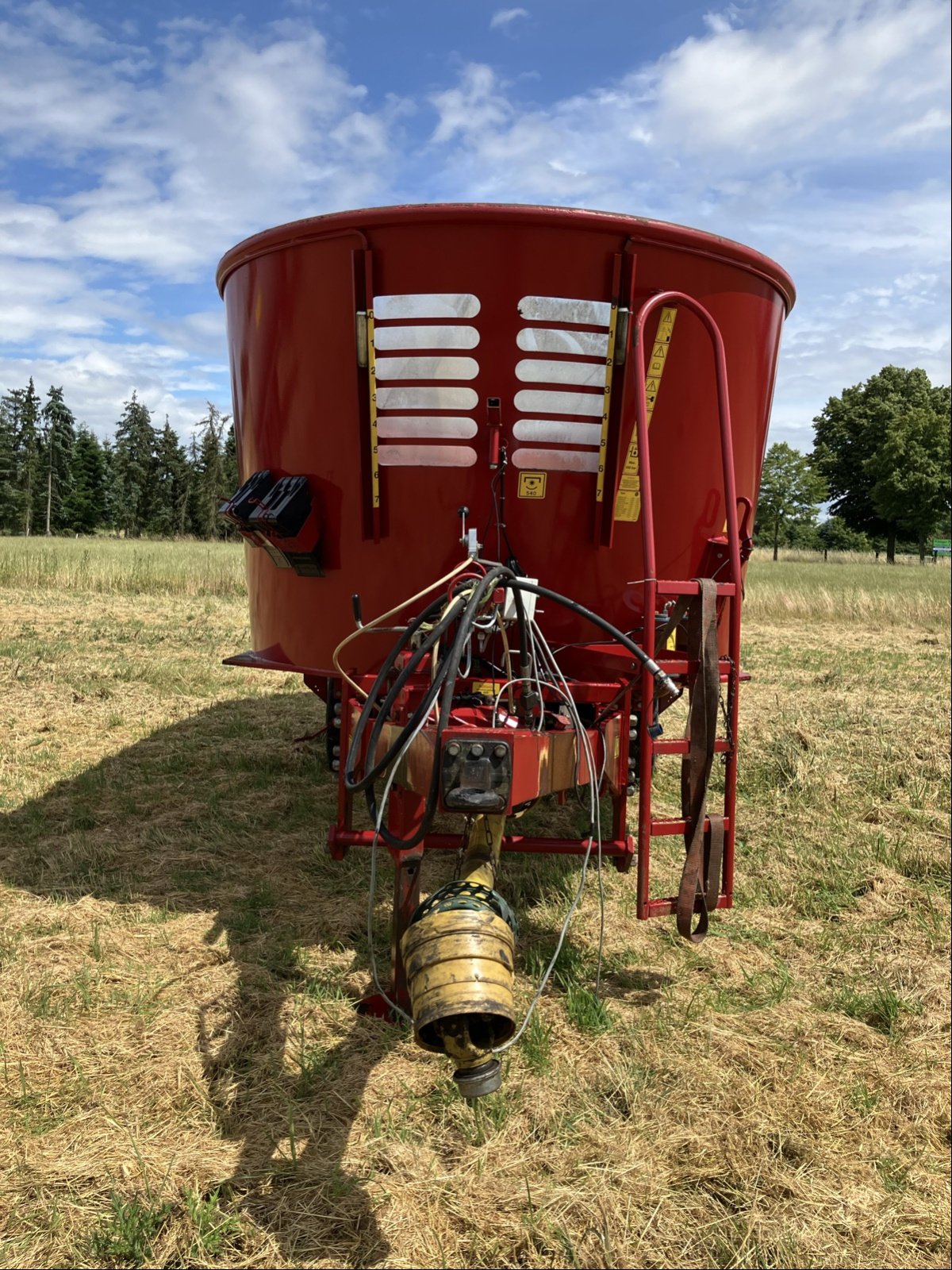 Futtermischwagen del tipo BVL Futtermischwagen V-Mix 18 2S, Gebrauchtmaschine In Wittingen (Immagine 2)