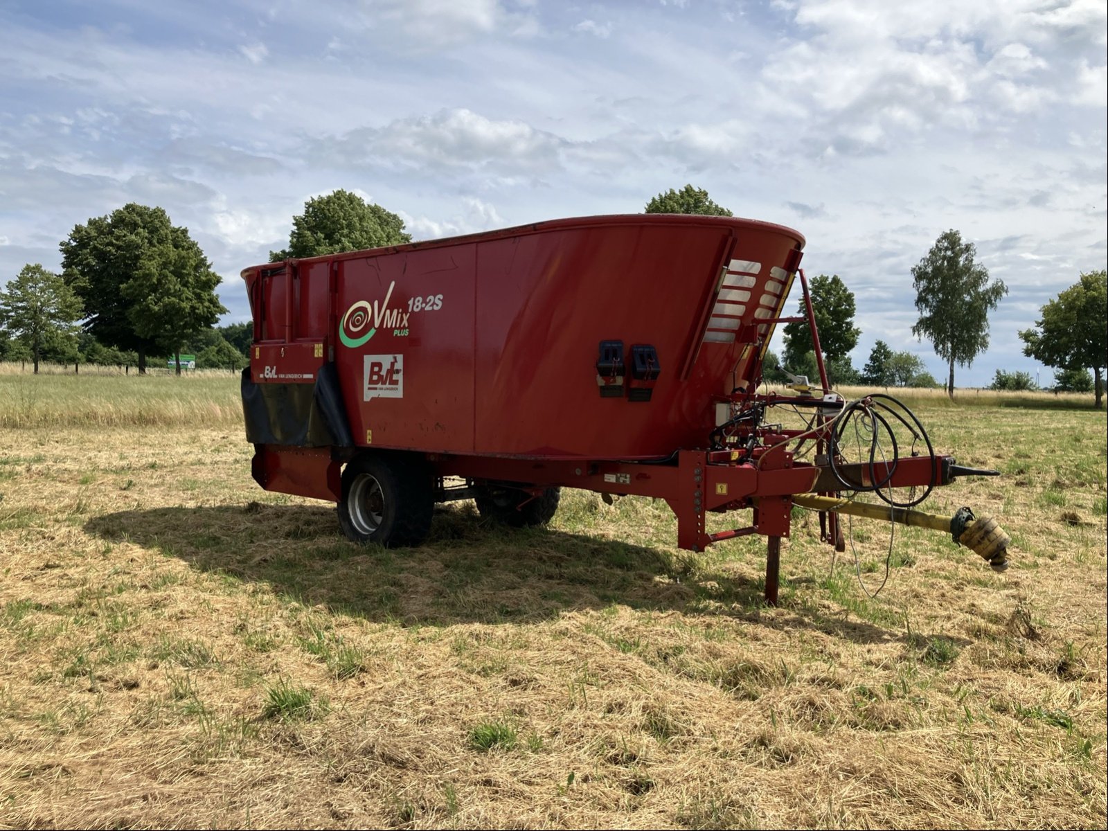 Futtermischwagen del tipo BVL Futtermischwagen V-Mix 18 2S, Gebrauchtmaschine In Wittingen (Immagine 3)