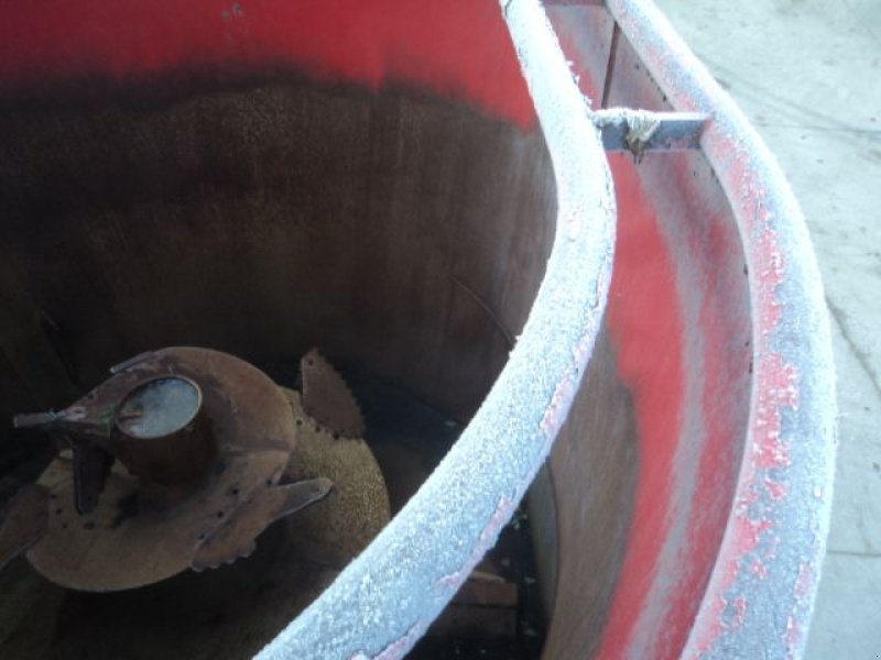 Futtermischwagen del tipo BVL V-MIX 12, Gebrauchtmaschine In MOULLE (Immagine 8)