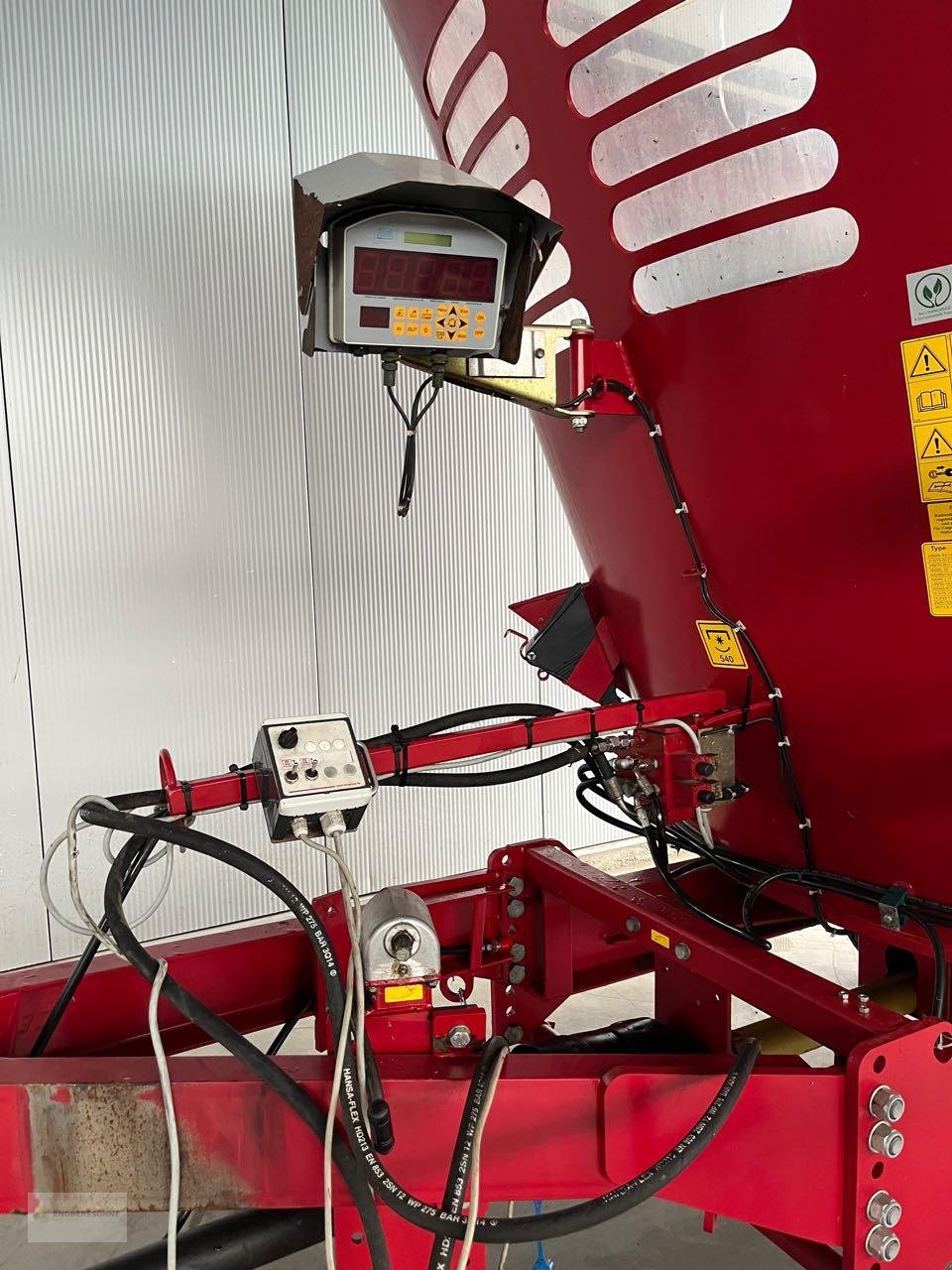 Futtermischwagen of the type BVL V-Mix 13-1S, Gebrauchtmaschine in Twist - Rühlerfeld (Picture 7)