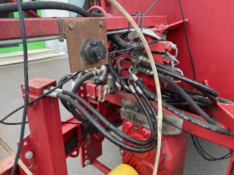 Futtermischwagen des Typs BVL V-Mix 15N 2S Futtermischwagen, Gebrauchtmaschine in Bebra (Bild 9)