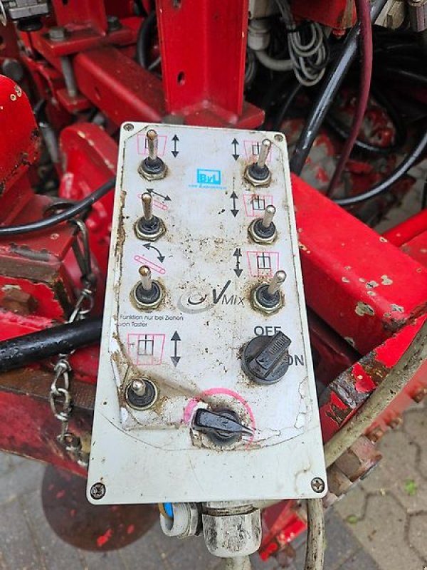 Futtermischwagen of the type BVL V Mix 36 3S, Gebrauchtmaschine in Honigsee (Picture 13)