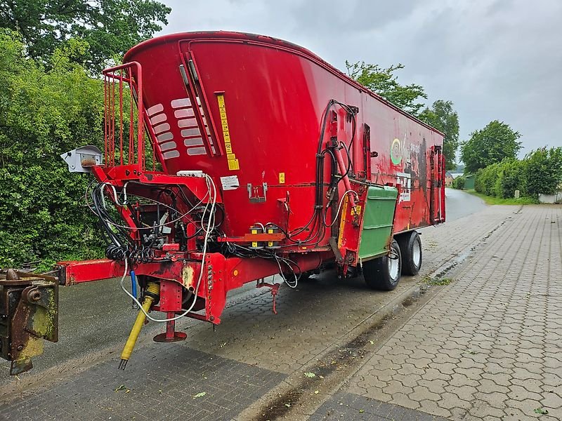Futtermischwagen of the type BVL V Mix 36 3S, Gebrauchtmaschine in Honigsee (Picture 12)