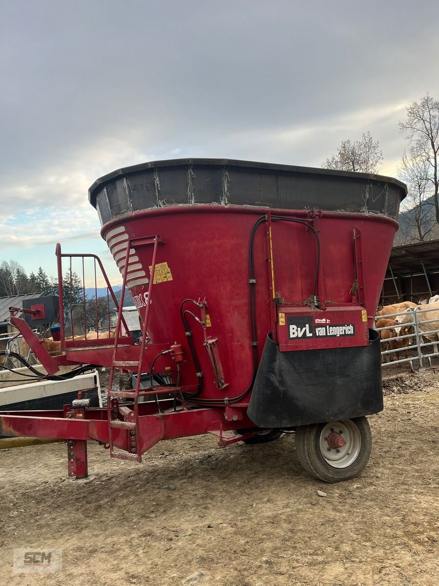 Futtermischwagen del tipo BVL V-Mix 8, Gebrauchtmaschine en St. Marein (Imagen 1)